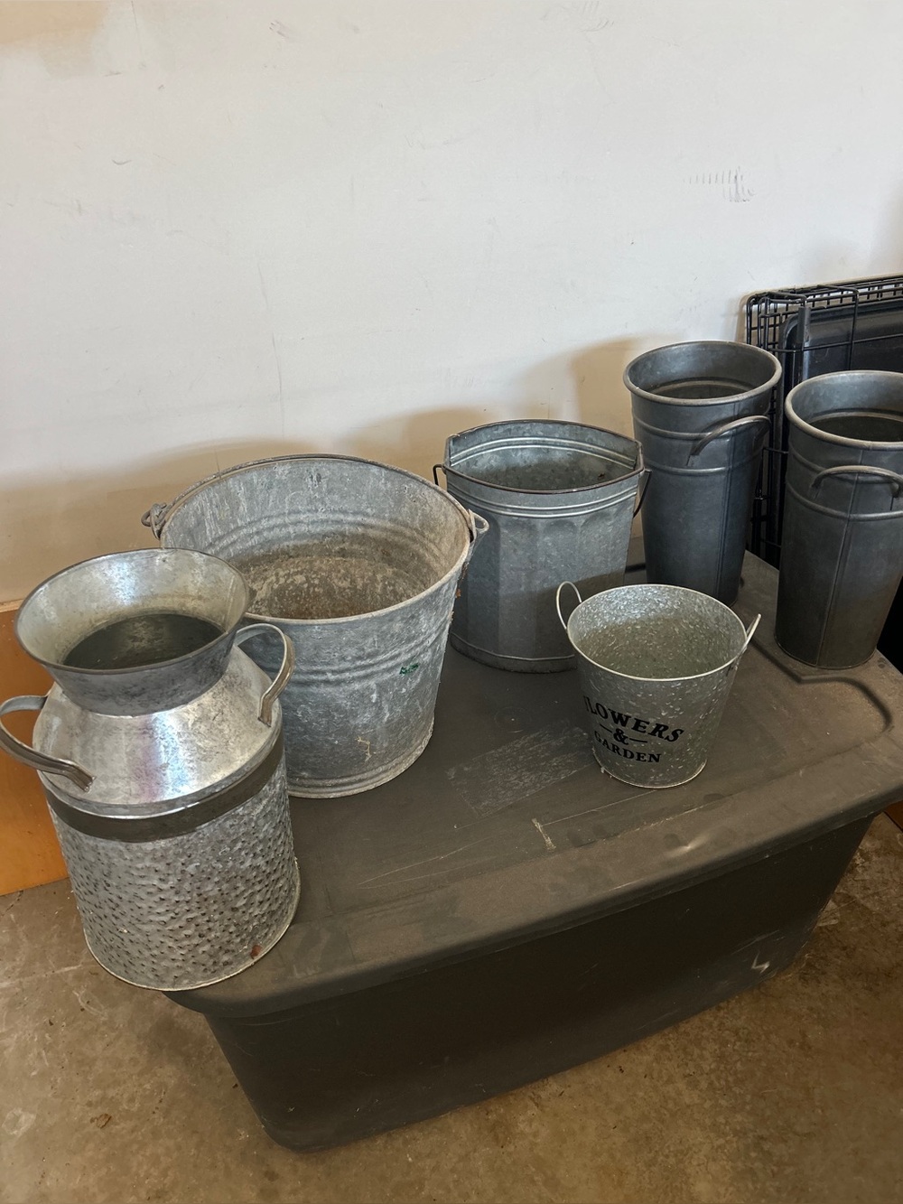 Galvanized Metal Garden Planter Bucket - Gray